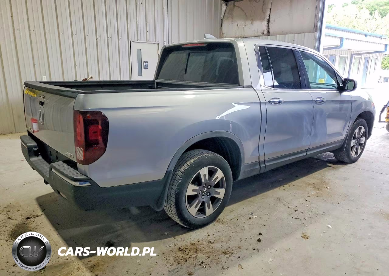 2017 Honda Ridgeline Rtl VIN:5FPYK3F7XHB006086 - 3