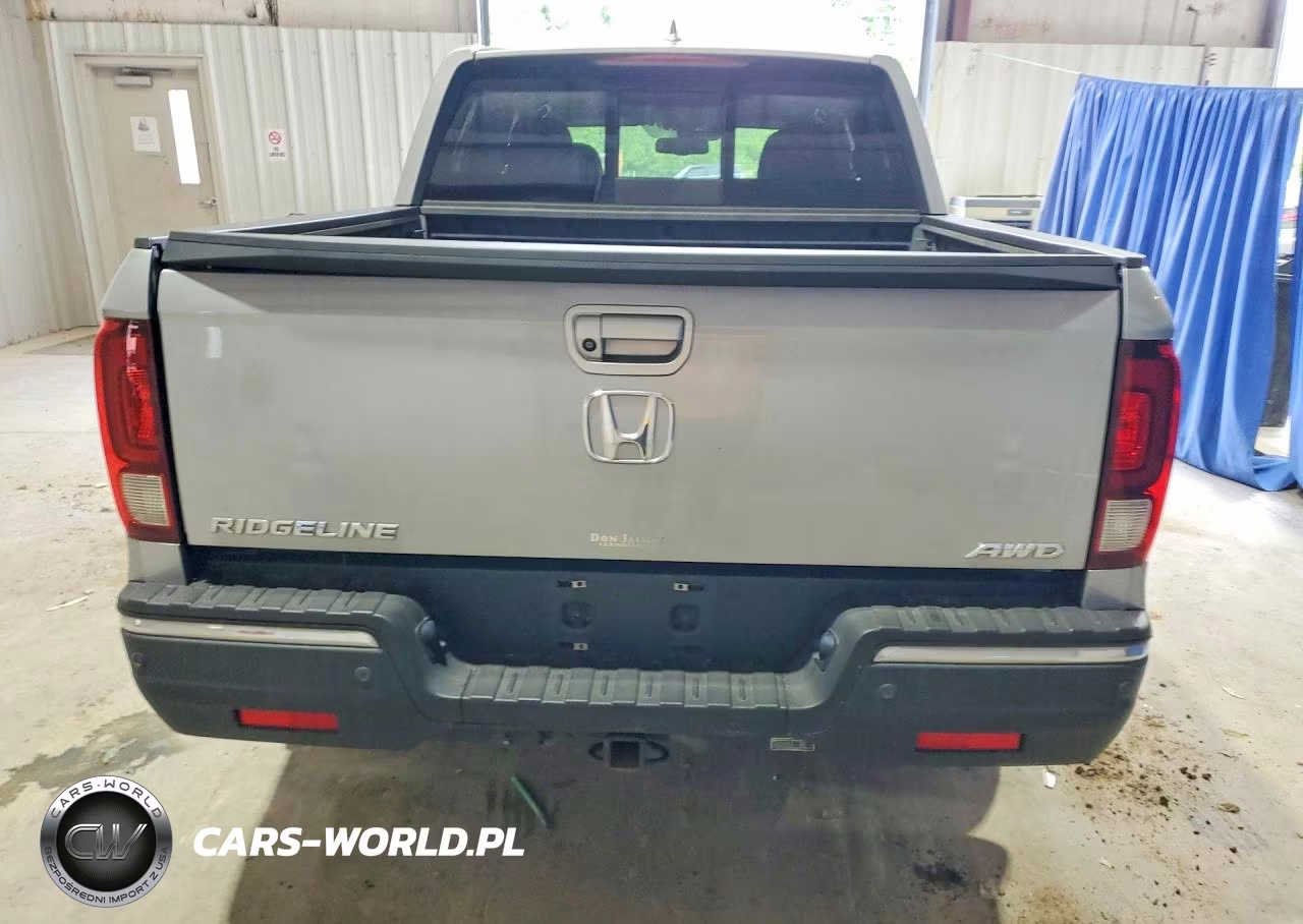 2017 Honda Ridgeline Rtl VIN:5FPYK3F7XHB006086 - 6