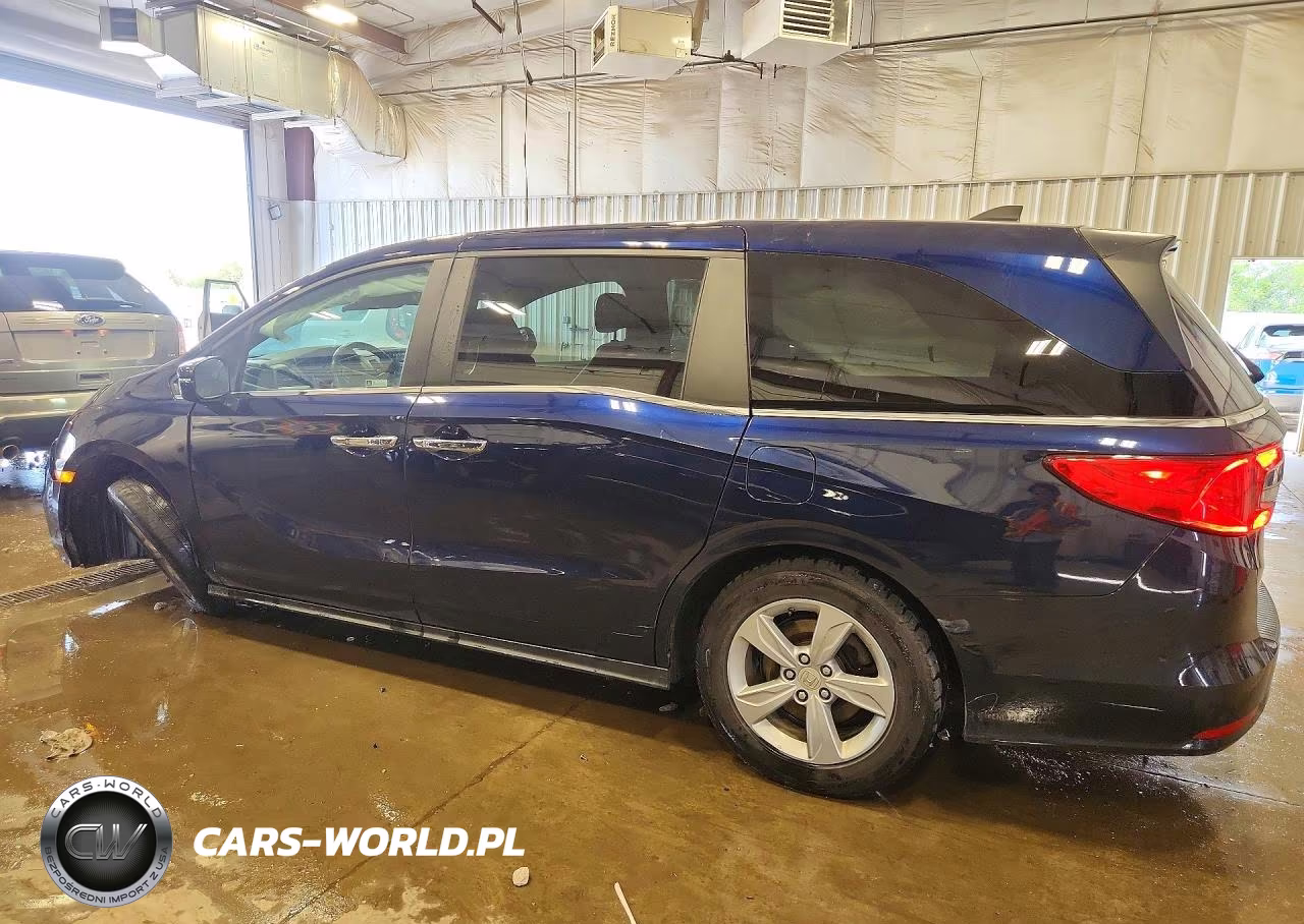 2018 Honda Odyssey Exl VIN:5FNRL6H7XJB070126 - 2
