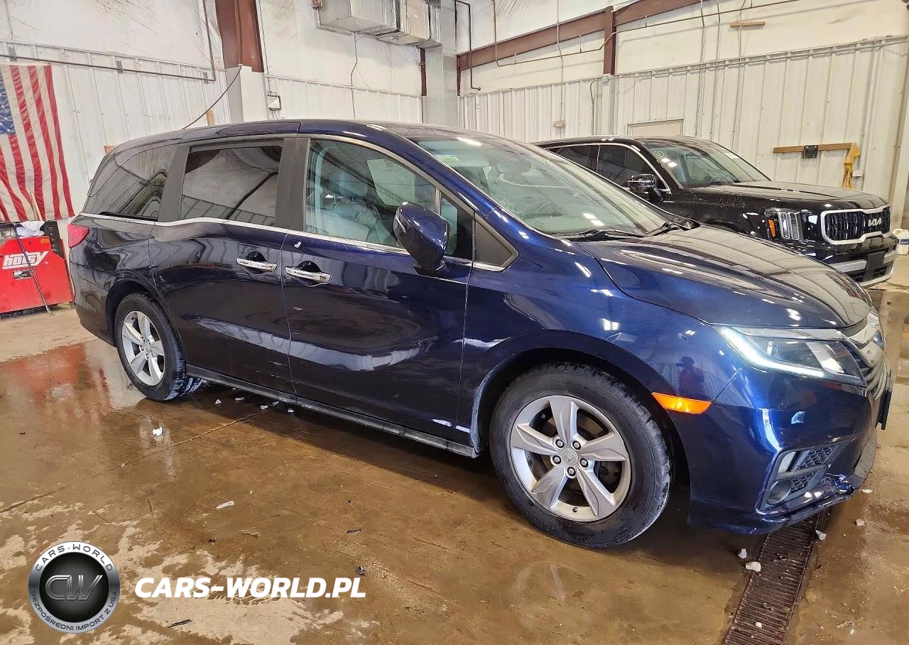 2018 Honda Odyssey Exl VIN:5FNRL6H7XJB070126 - 4