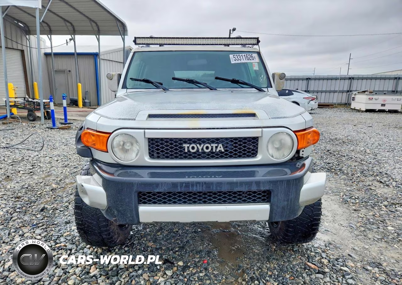 2008 Toyota Fj Cruiser Base VIN:JTEBU11F38K023418 - 5