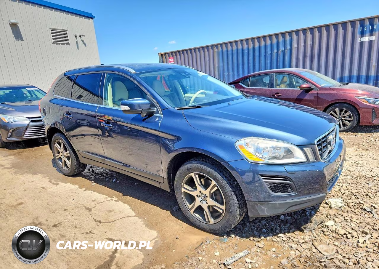 2011 Volvo Xc60 T6 VIN:YV4902DZ3B2175116 - 4