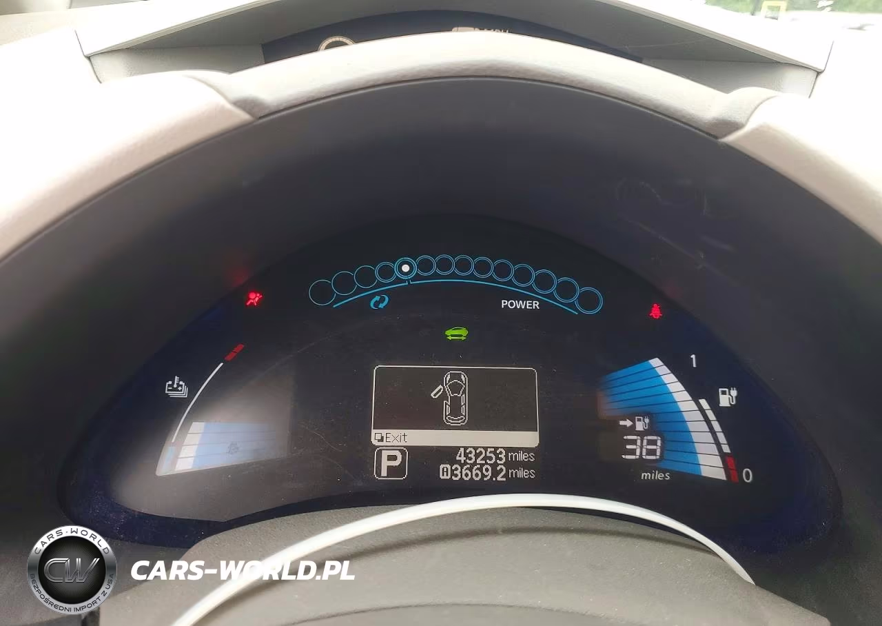 2011 Nissan Leaf Sv VIN:JN1AZ0CP1BT000502 - 9