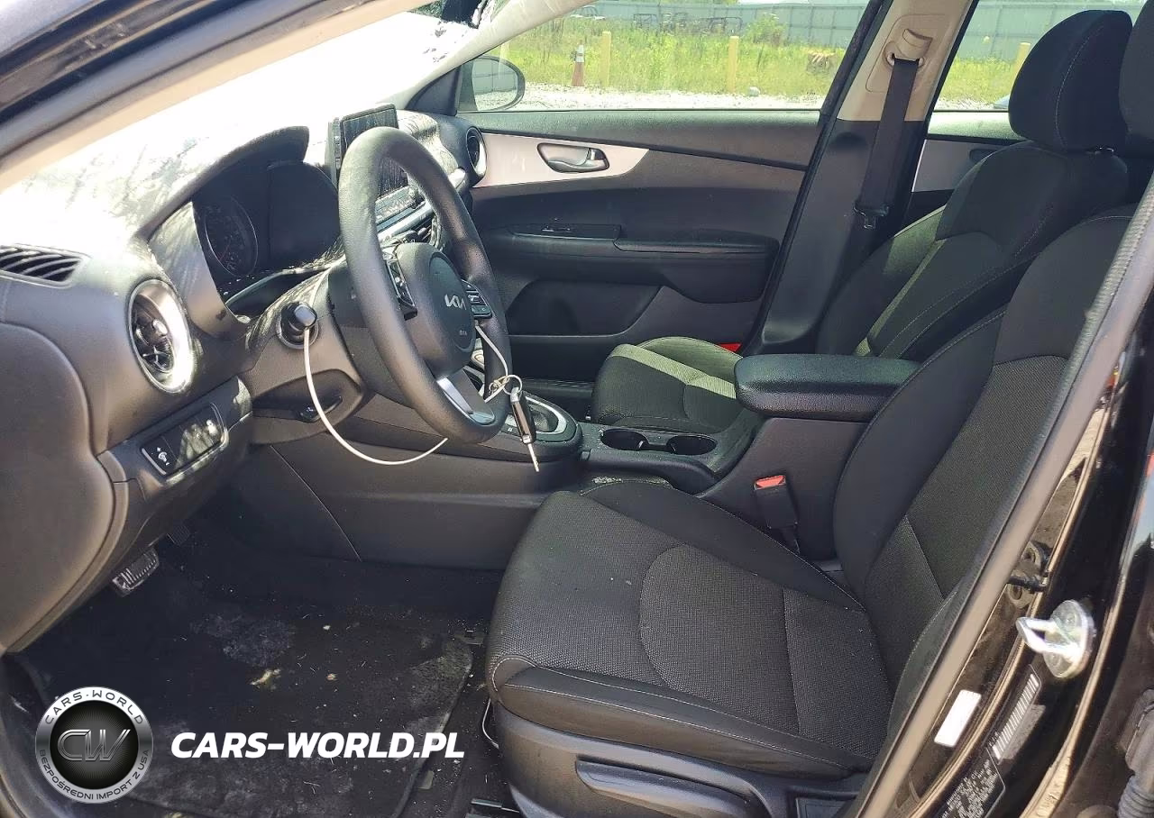 2022 Kia Forte Fe VIN:3KPF24AD8NE445548 - 7