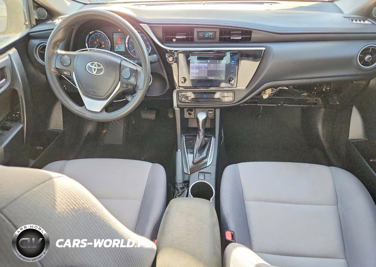 2019 Toyota Corolla Le VIN:2T1BURHE0KC192398 - 8