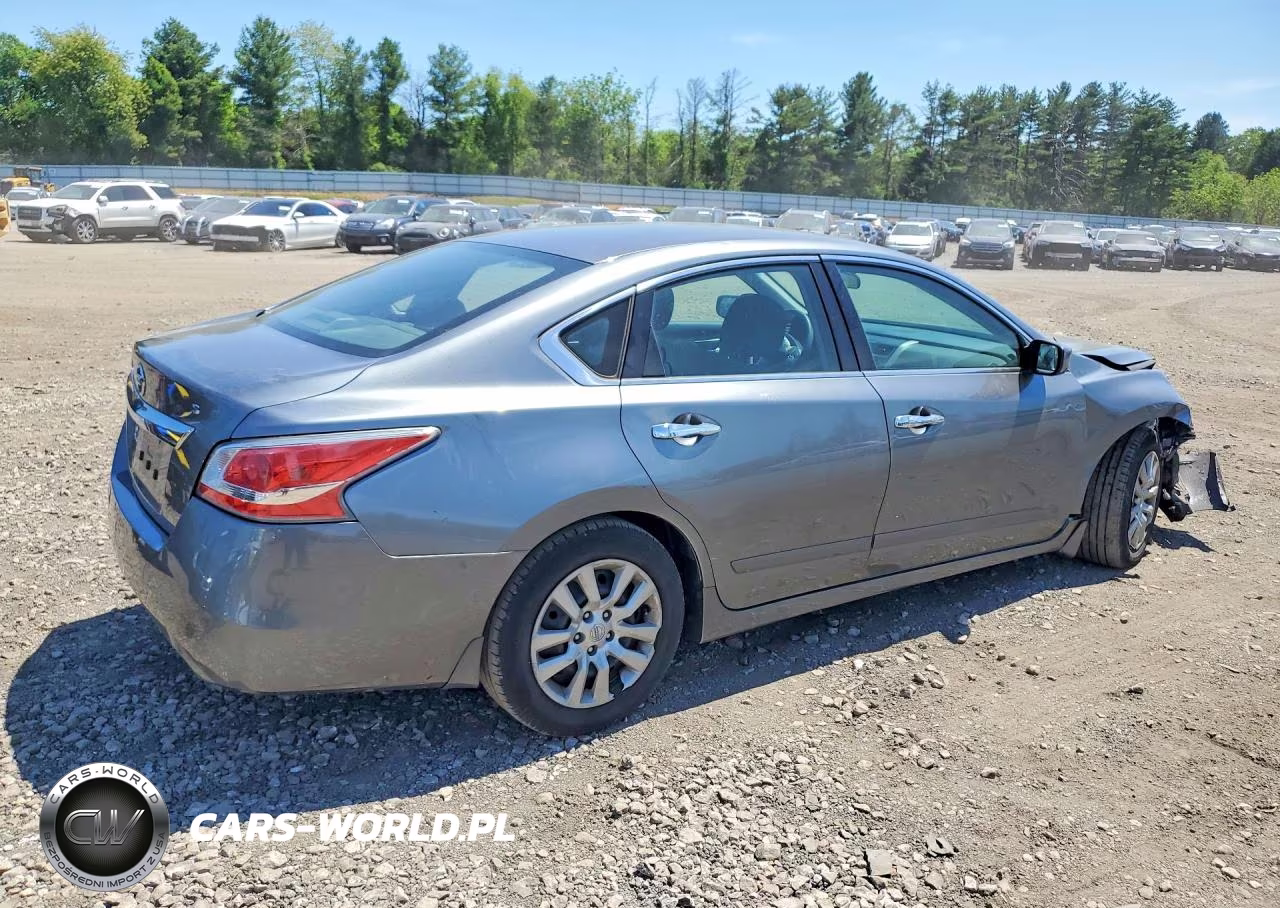 2015 Nissan Altima 2.5 S VIN:1N4AL3AP4FC261007 - 3