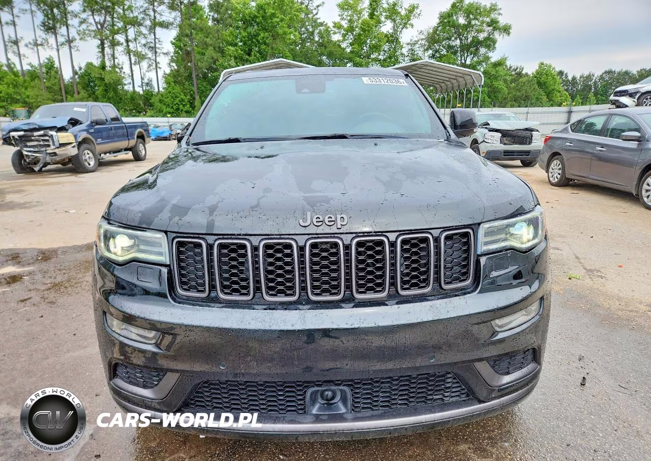 2018 Jeep Grand Cherokee Overland VIN:1C4RJECG0JC125185 - 5
