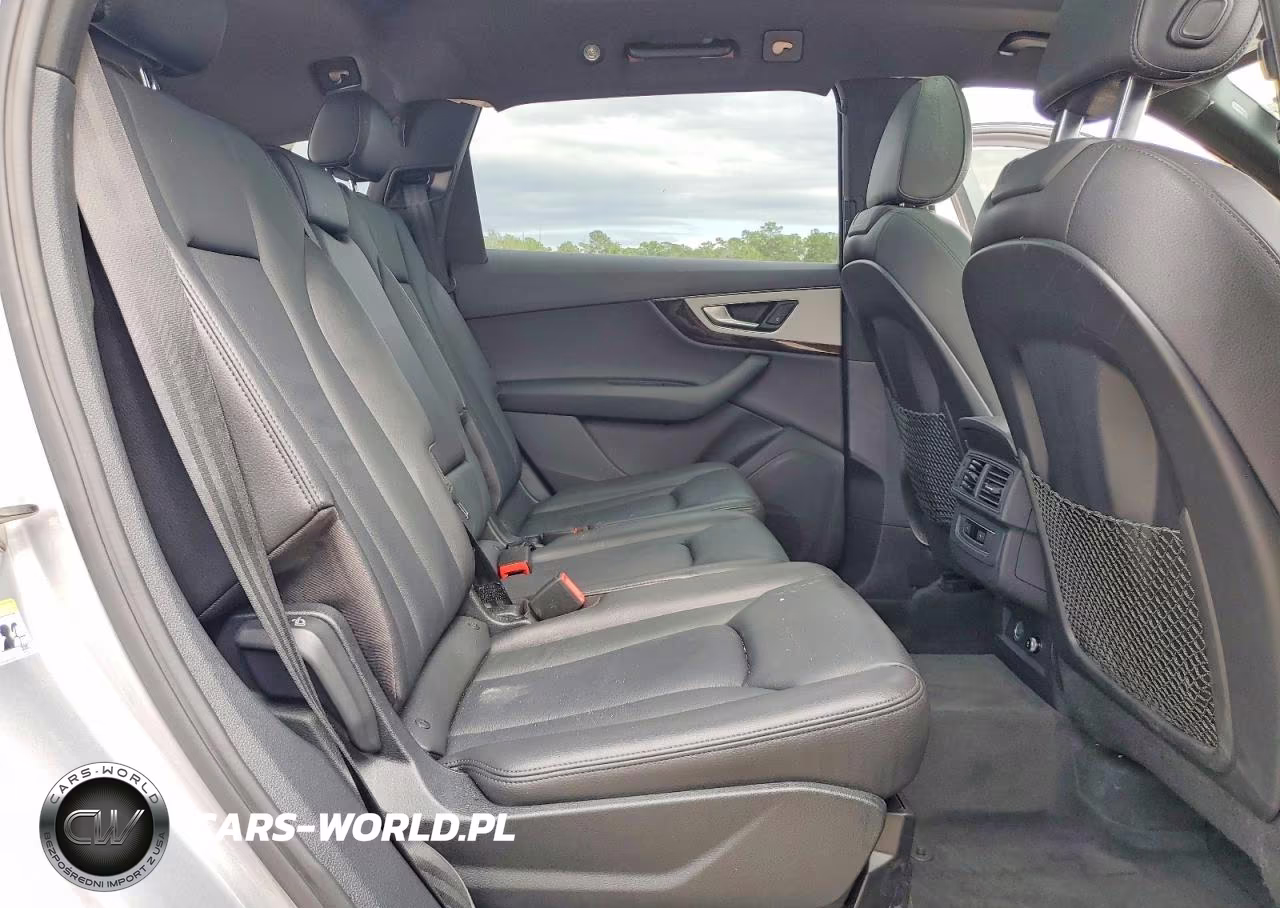 2018 Audi Q7 Premium VIN:WA1AHAF70JD035861 - 11