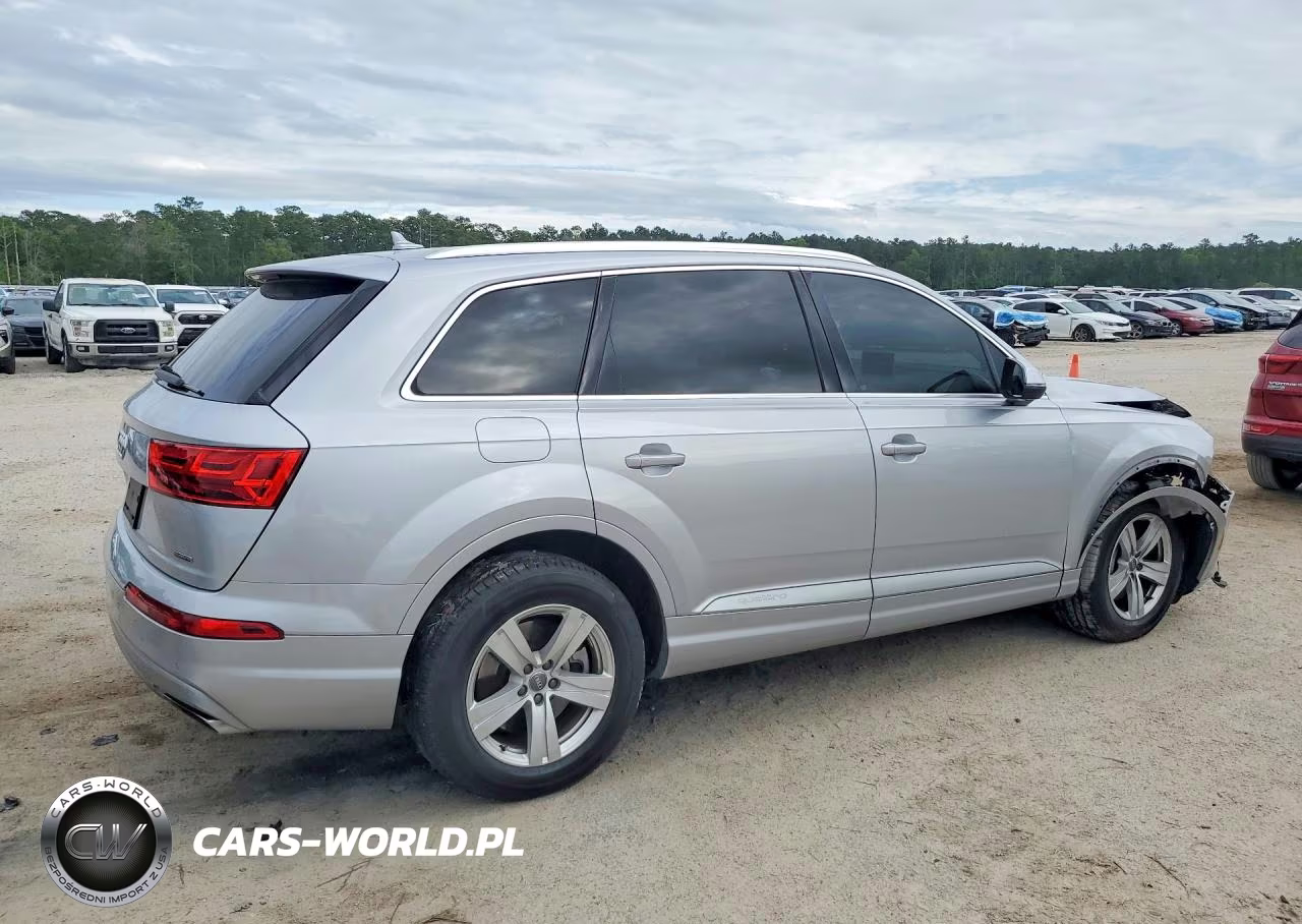 2018 Audi Q7 Premium VIN:WA1AHAF70JD035861 - 3