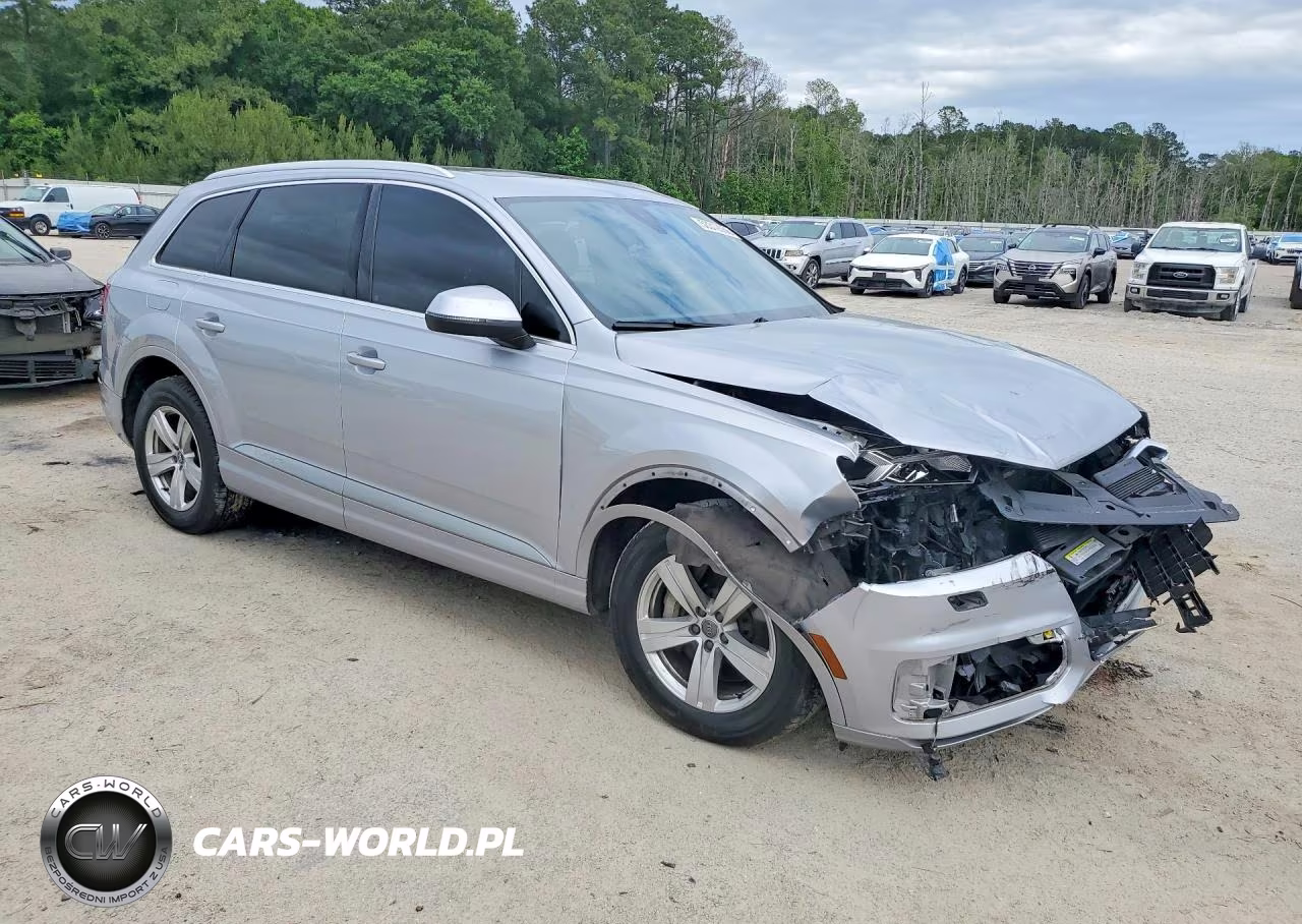 2018 Audi Q7 Premium VIN:WA1AHAF70JD035861 - 4