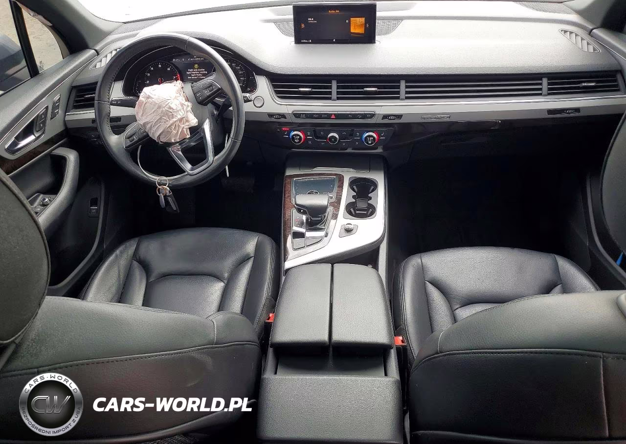 2018 Audi Q7 Premium VIN:WA1AHAF70JD035861 - 8