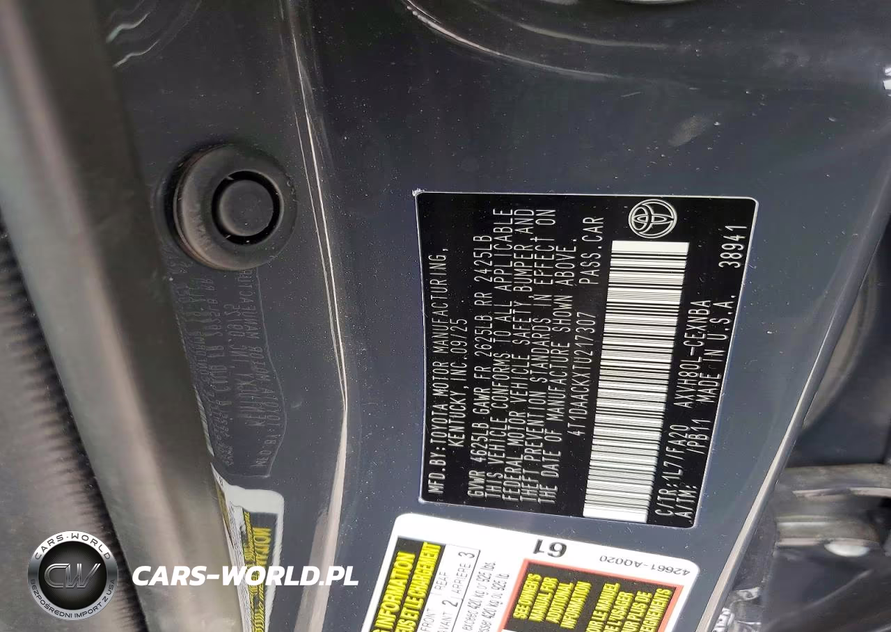 2026 Toyota Camry Le VIN:4T1DAACKXTU217307 - 12