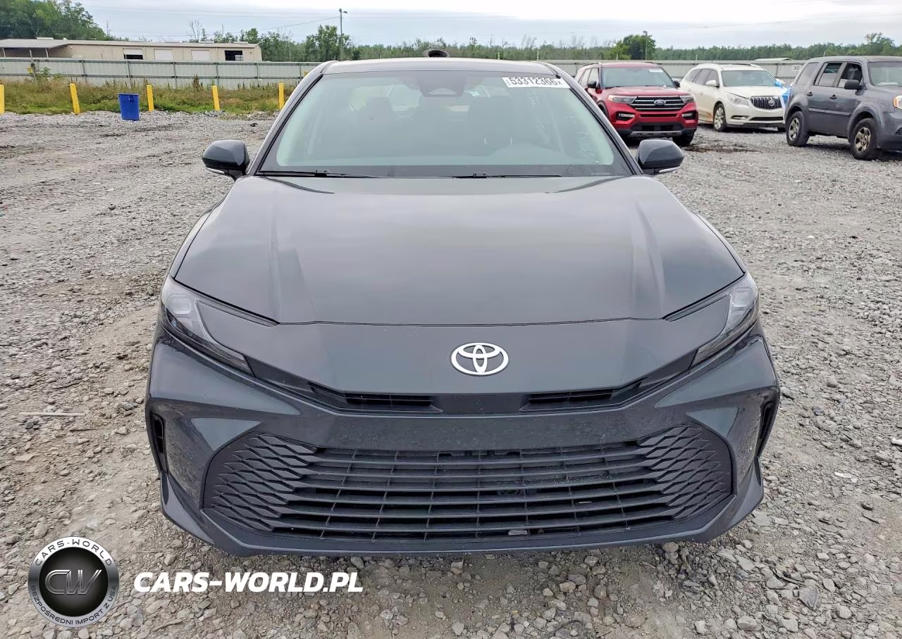 2026 Toyota Camry Le VIN:4T1DAACKXTU217307 - 5