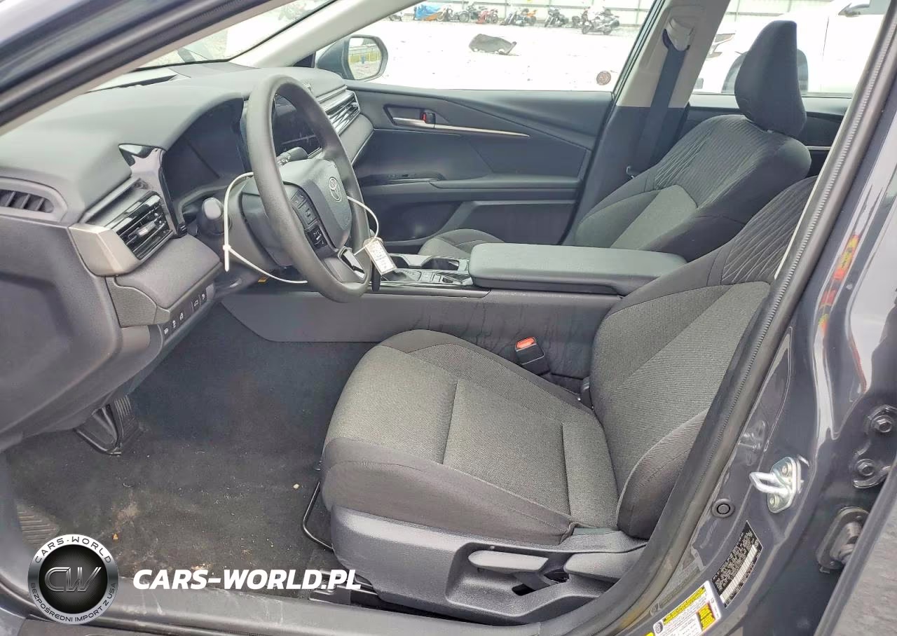 2026 Toyota Camry Le VIN:4T1DAACKXTU217307 - 7