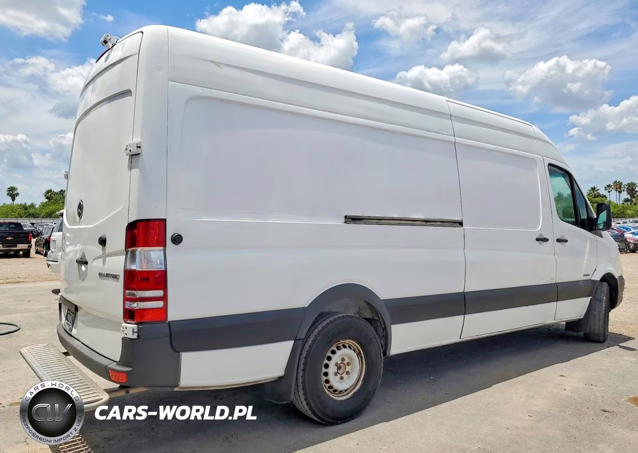 2015 Mercedes-Benz Sprinter 2500 VIN:WD3PE8DB0FP129649 - 3