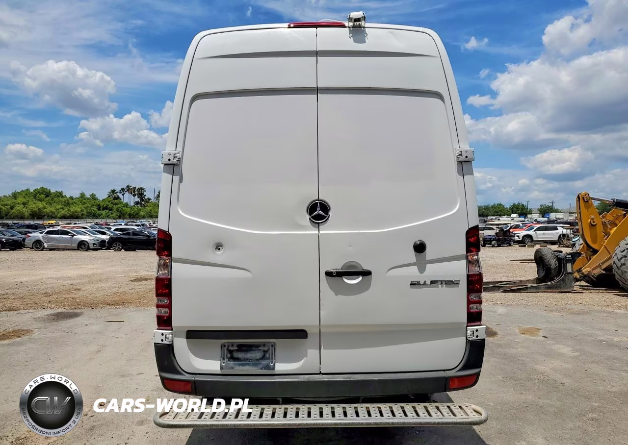 2015 Mercedes-Benz Sprinter 2500 VIN:WD3PE8DB0FP129649 - 6