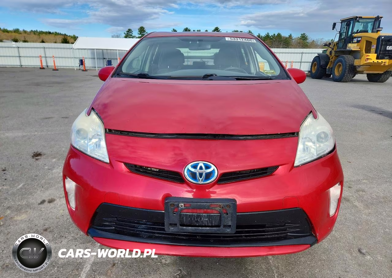 2014 Toyota Prius Two VIN:JTDKN3DU9E1760549 - 5