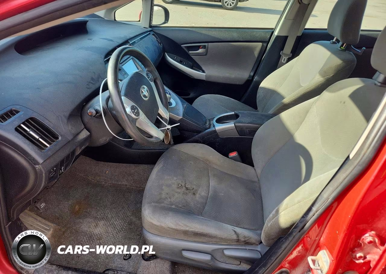 2014 Toyota Prius Two VIN:JTDKN3DU9E1760549 - 7