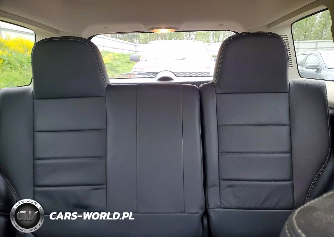 2015 Jeep Patriot Latitude VIN:1C4NJRFB2FD417010 - 10
