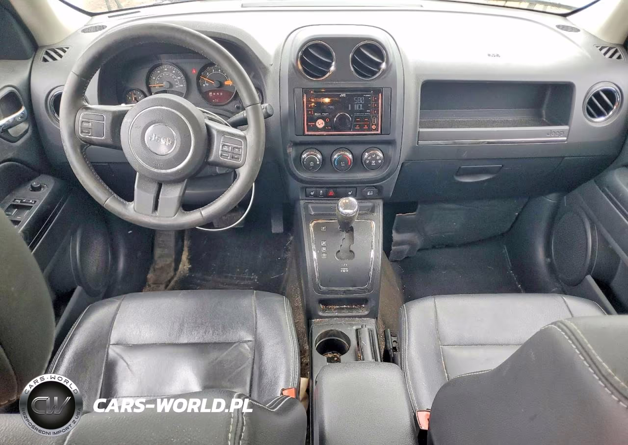 2015 Jeep Patriot Latitude VIN:1C4NJRFB2FD417010 - 8