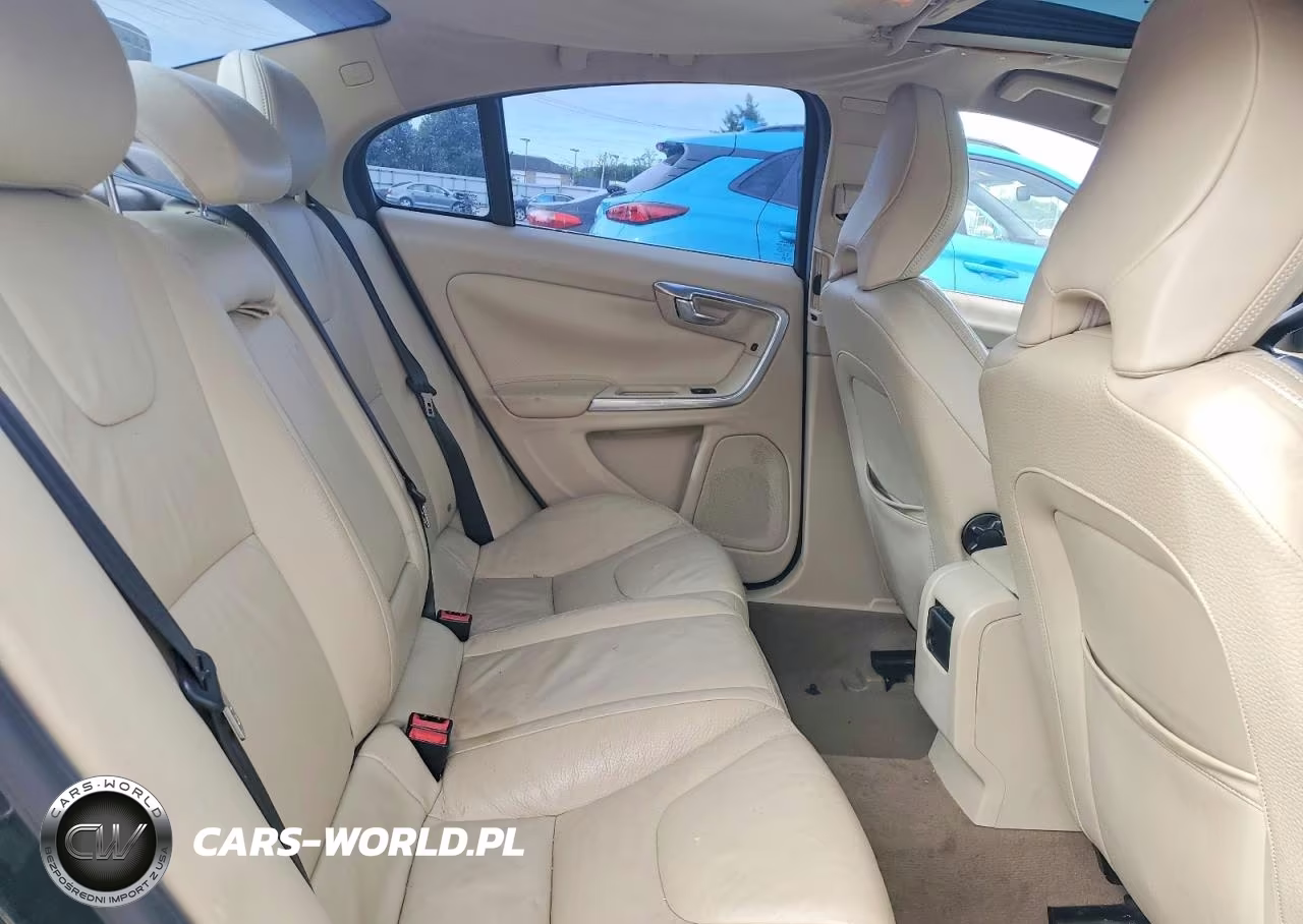 2014 Volvo S60 T5 VIN:YV1612FS4E2290812 - 10