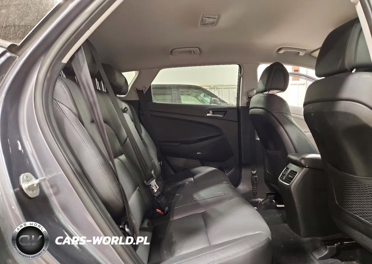 2017 Hyundai Tucson Limited VIN:KM8J3CA24HU304820 - 11
