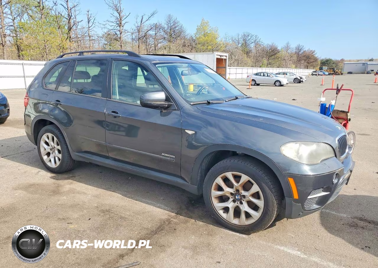 2011 BMW X5 VIN:5UXZV4C54BL403745 - 4