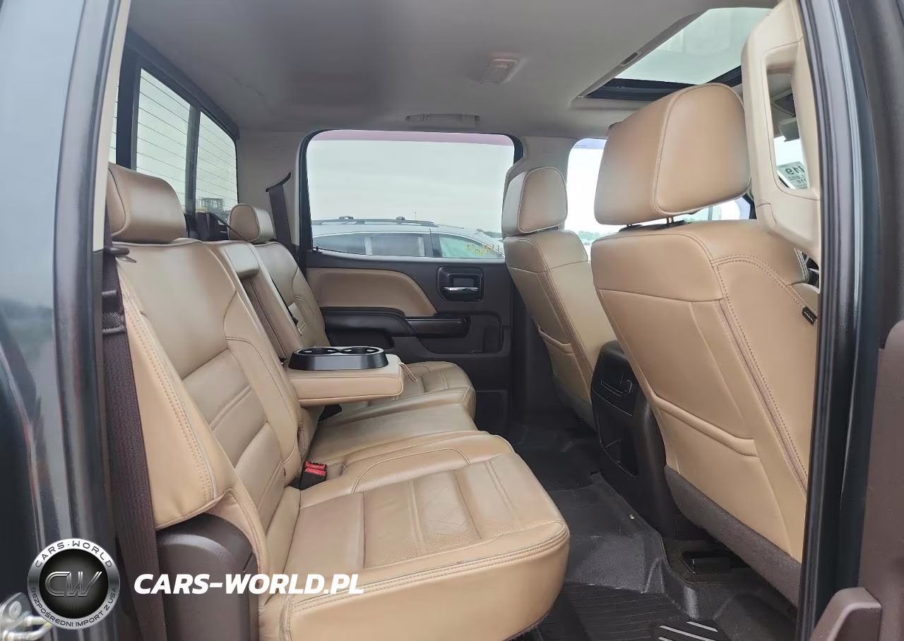 2018 GMC Sierra K3500 Denali VIN:1GT42YEYXJF130861 - 10
