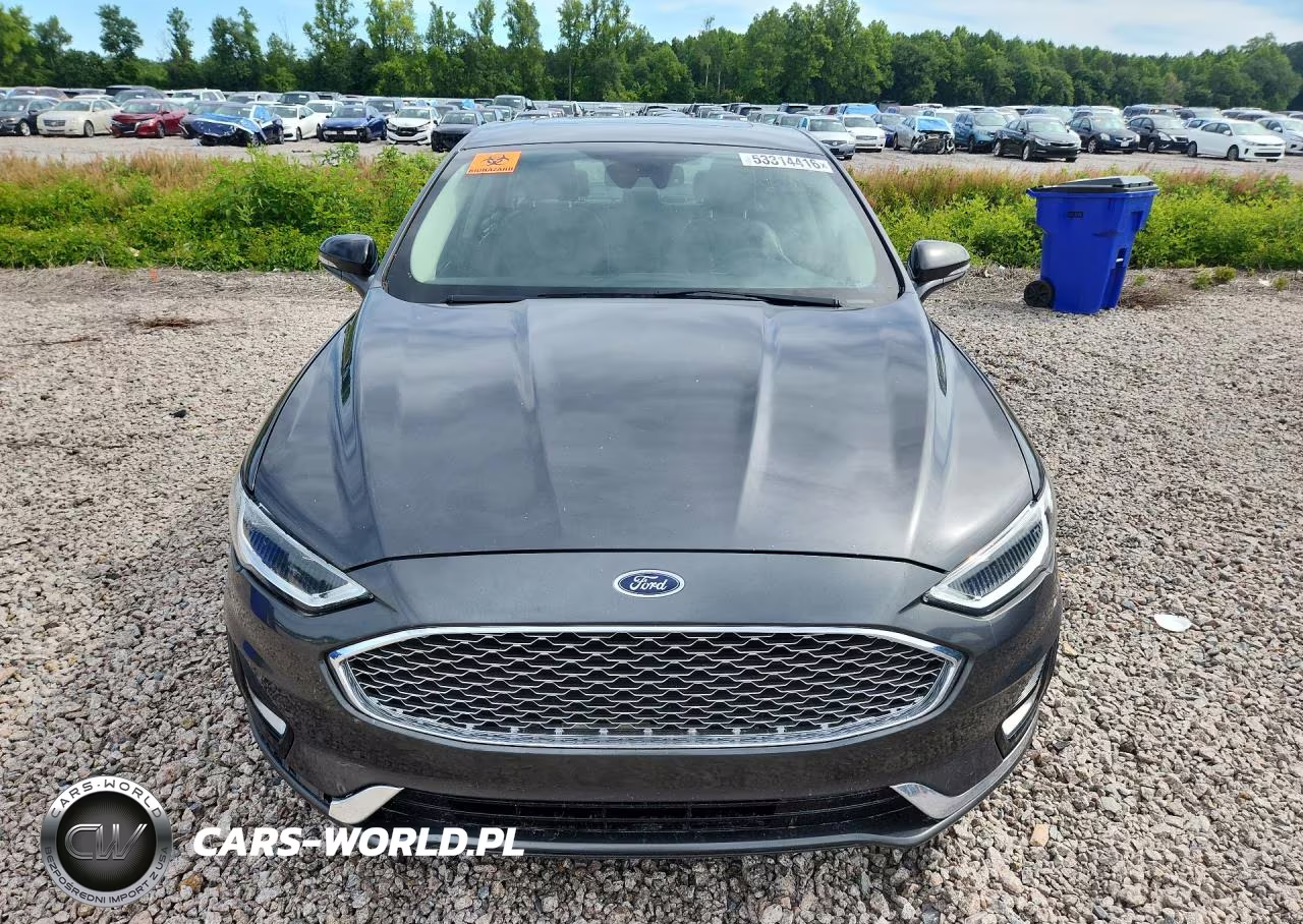 2020 Ford Fusion Titanium VIN:3FA6P0D9XLR133910 - 5
