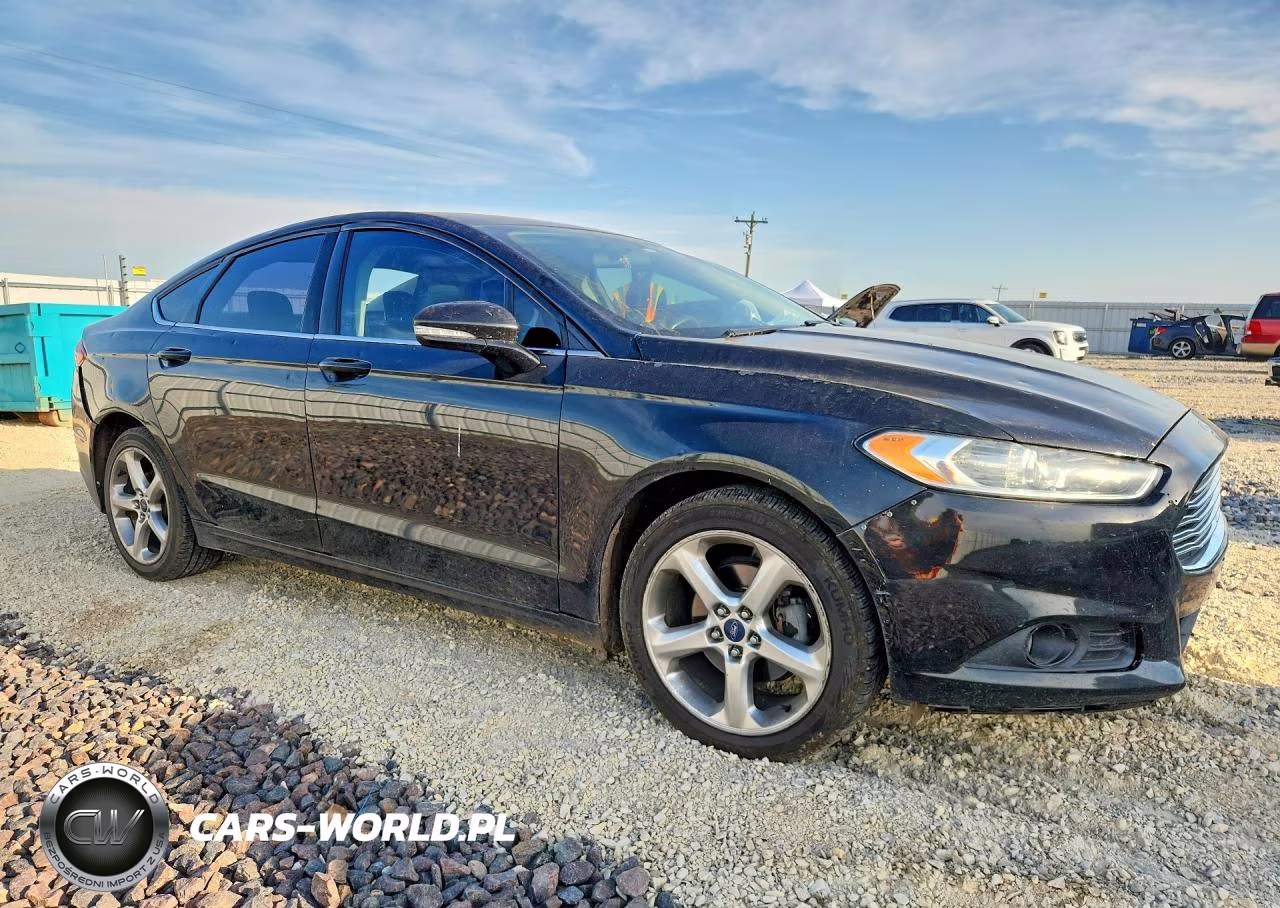 2015 Ford Fusion Se VIN:3FA6P0H71FR120380 - 4