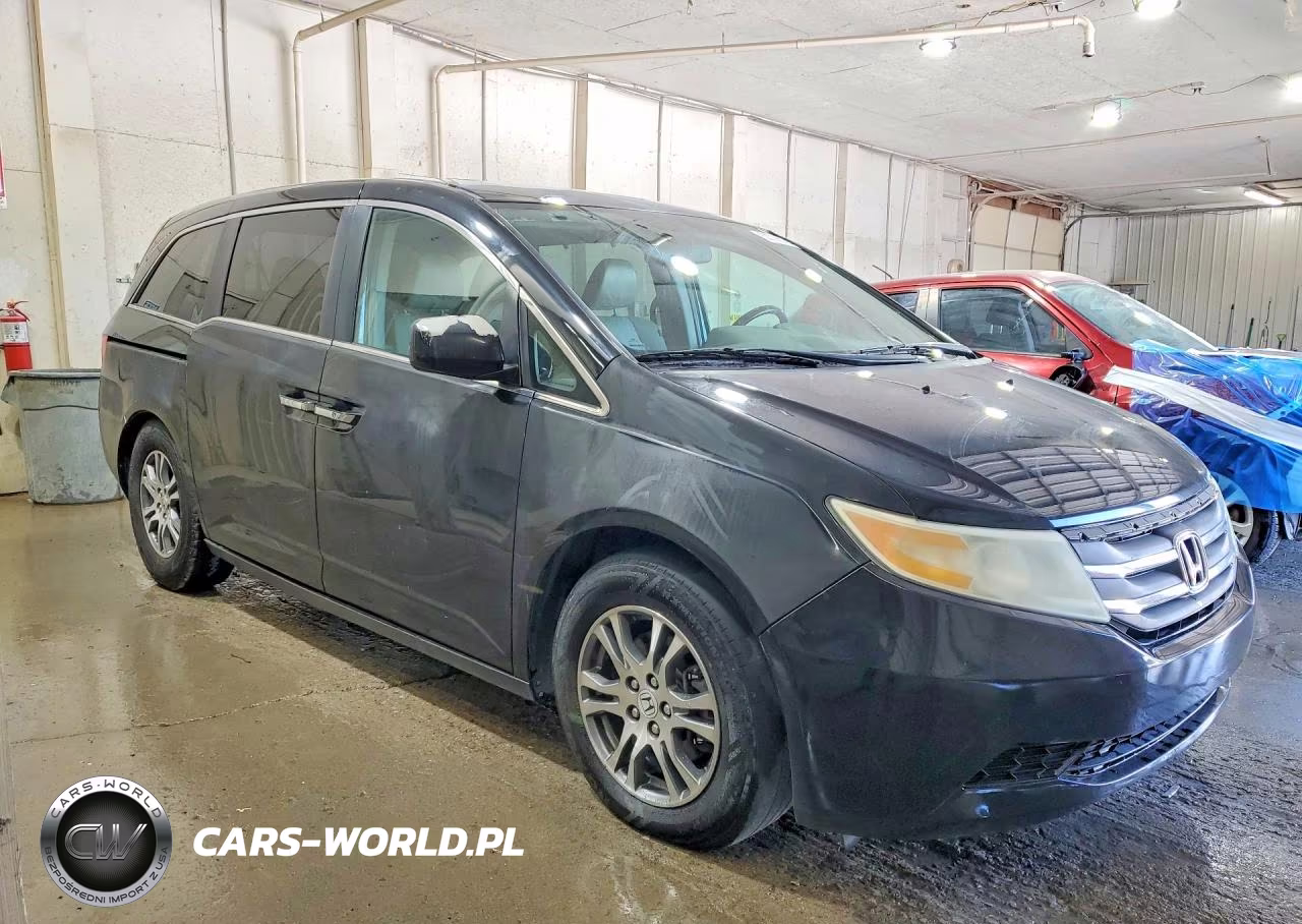 2013 Honda Odyssey Exl VIN:5FNRL5H62DB065296 - 4