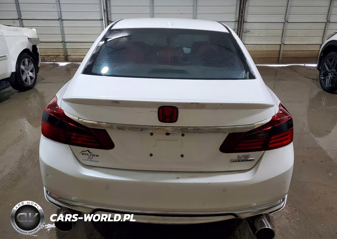 2017 Honda Accord Touring VIN:1HGCR3F92HA000373 - 6