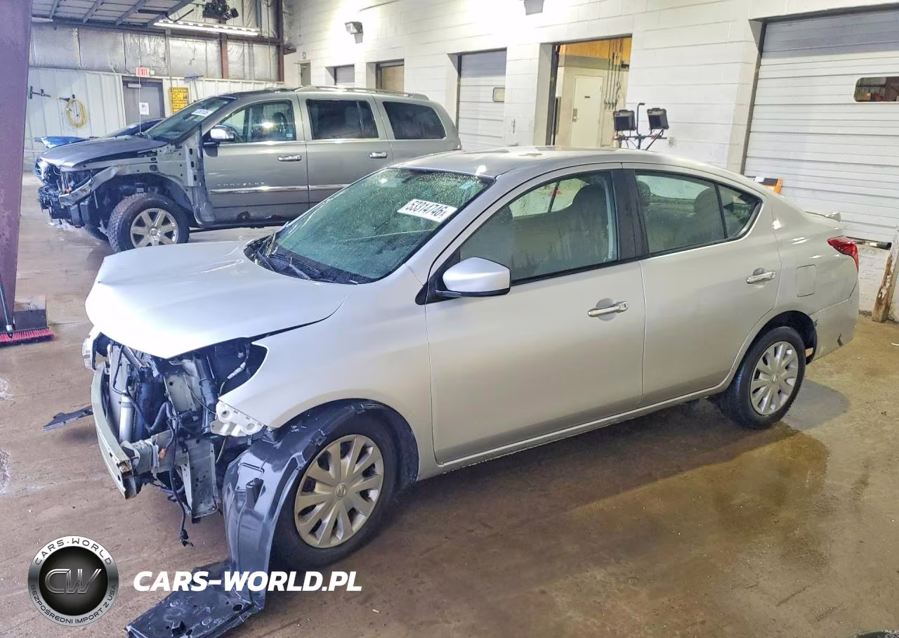 2016 Nissan Versa 1.6 Sv – zdjęcie 1 z 12