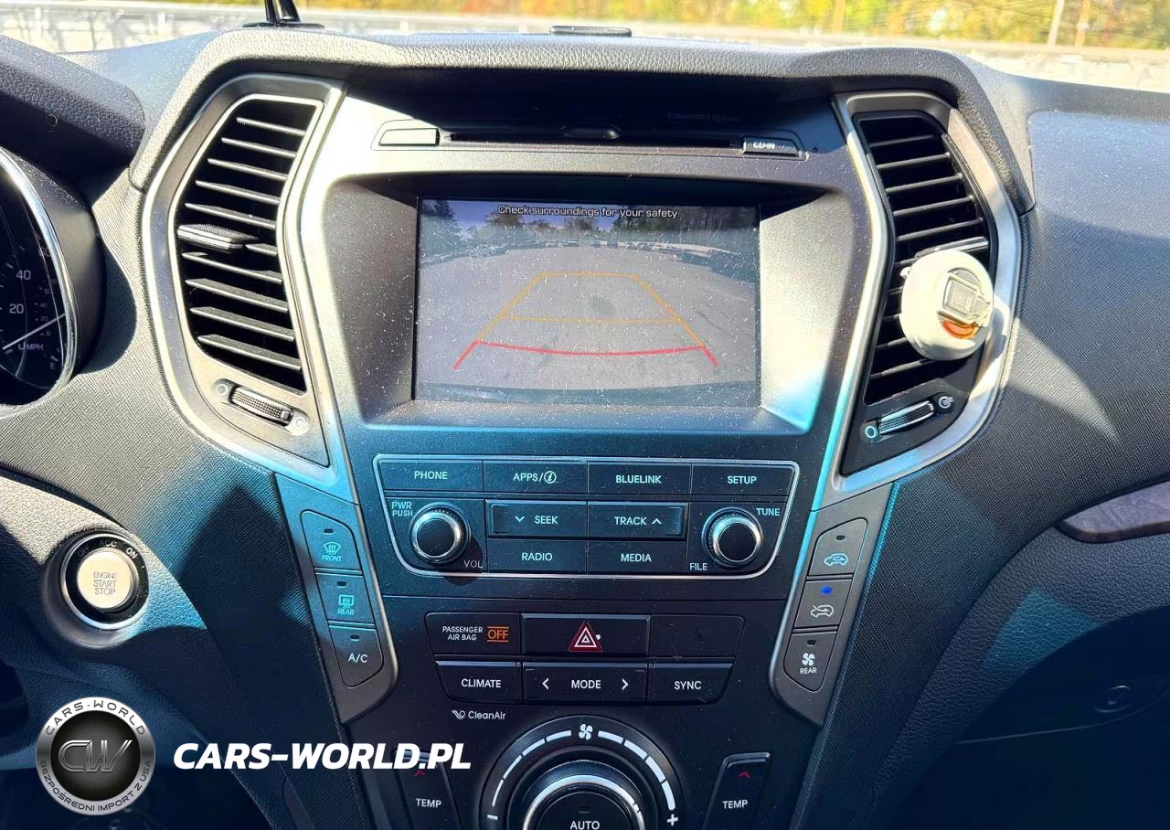 2017 Hyundai Santa Fe Se VIN:KM8SNDHFXHU236780 - 7
