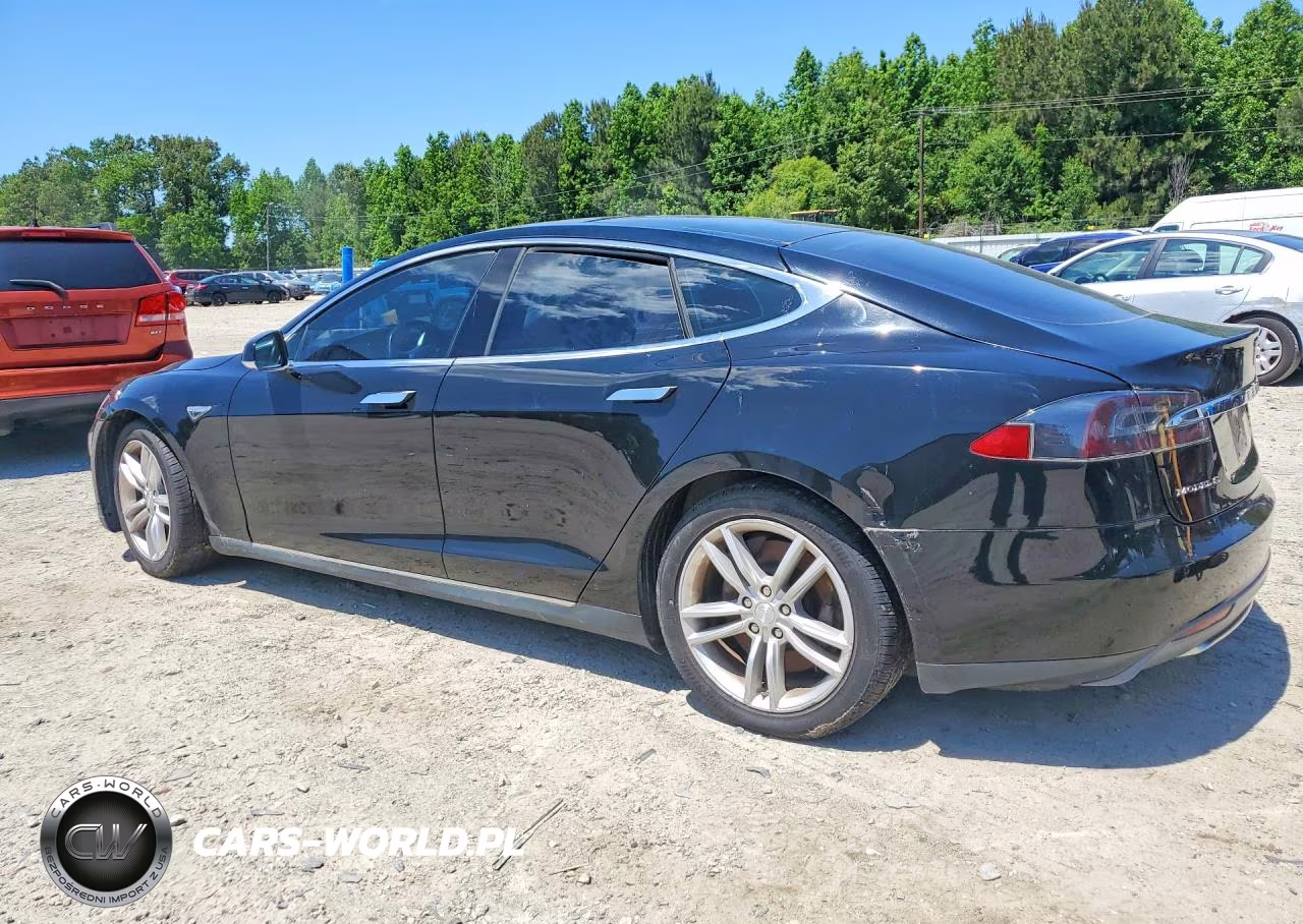 2014 Tesla Model S VIN:5YJSA1H16EFP45613 - 2