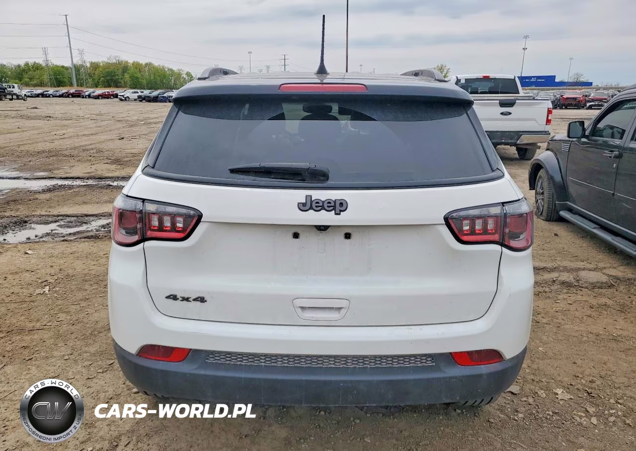 2024 Jeep Compass Latitude VIN:3C4NJDBN1RT112082 - 6