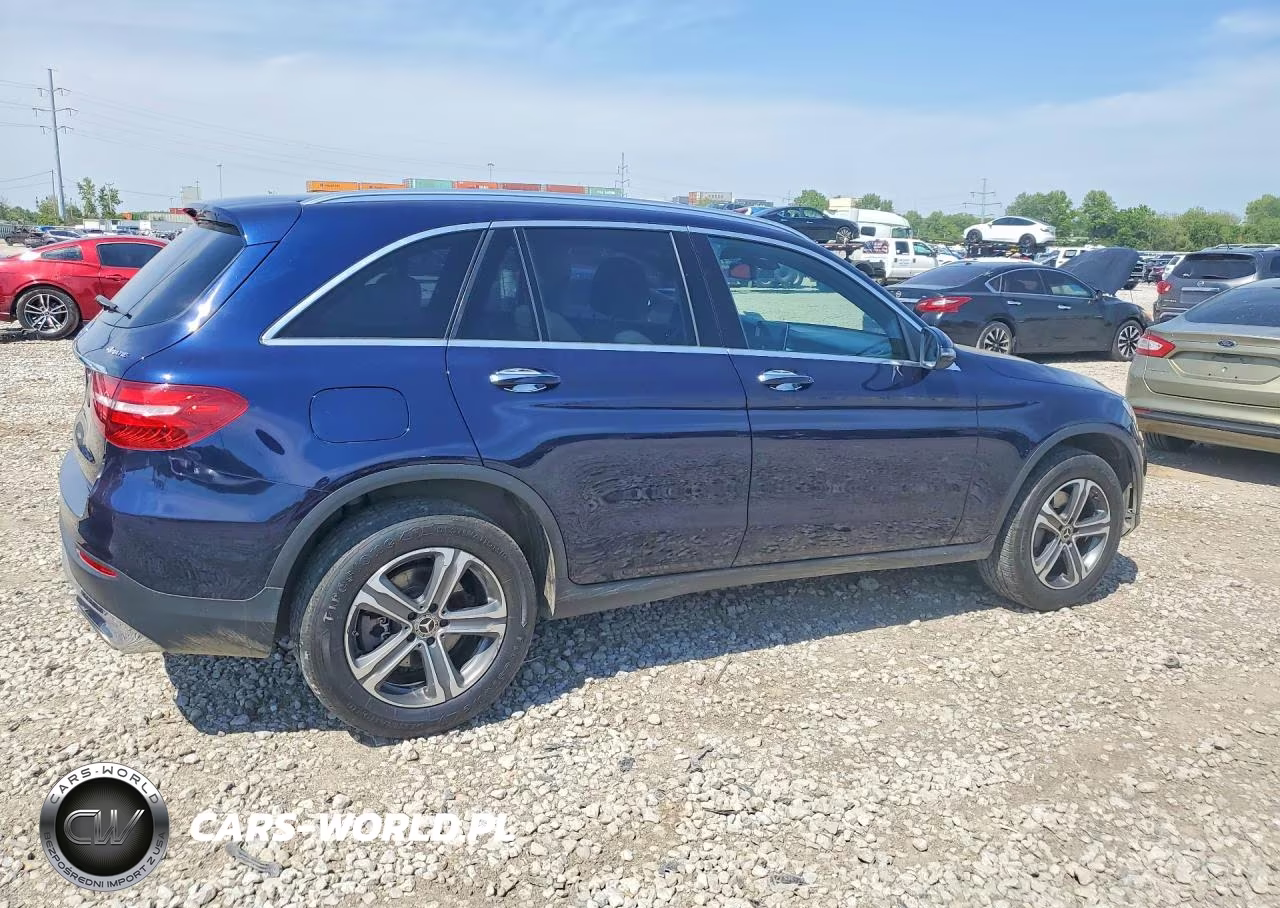 2018 Mercedes-Benz Glc 300 4Matic VIN:WDC0G4KB2JV085973 - 3
