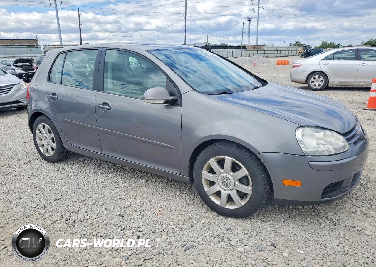 2008 Volkswagen Rabbit VIN:WVWDB71K88W335083 - 4