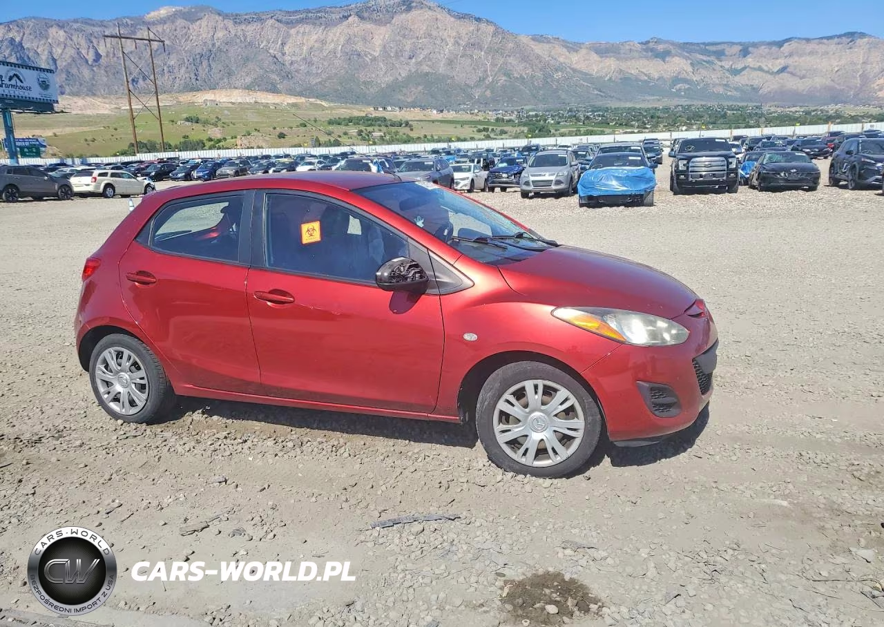2014 Mazda Mazda2 Sport VIN:JM1DE1KY6E0185223 - 4