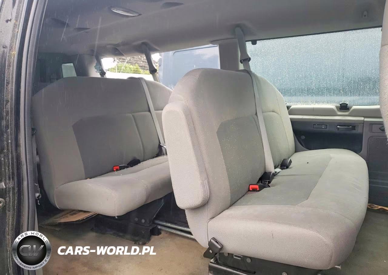 2012 Ford Econoline E350 Super Duty Wagon VIN:1FBSS3BL0CDA66089 - 10