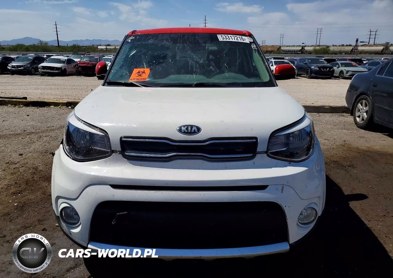 2017 Kia Soul + VIN:KNDJP3A51H7438413 - 5
