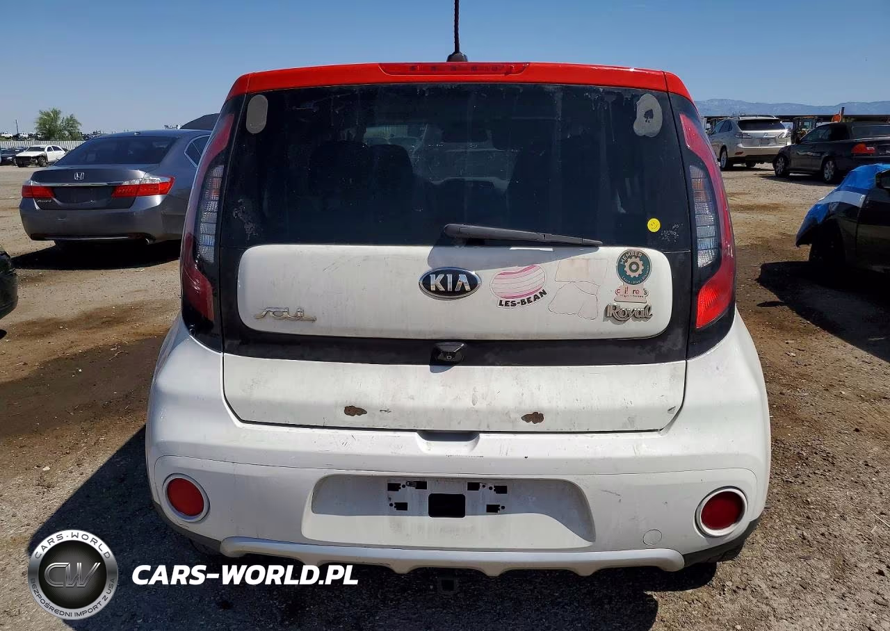 2017 Kia Soul + VIN:KNDJP3A51H7438413 - 6