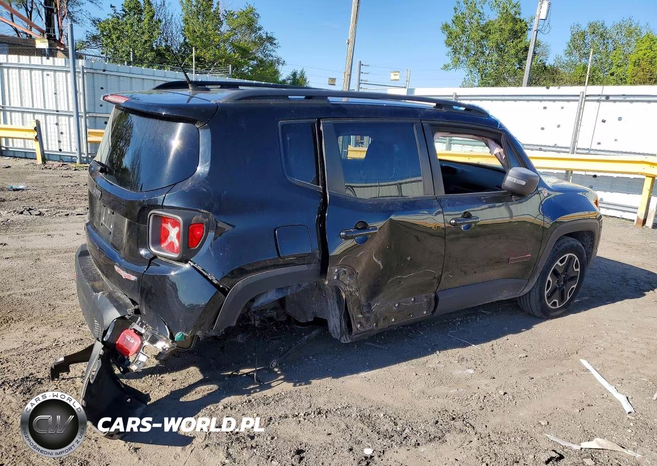 2016 Jeep Renegade Trailhawk VIN:ZACCJBCT1GPC93729 - 3