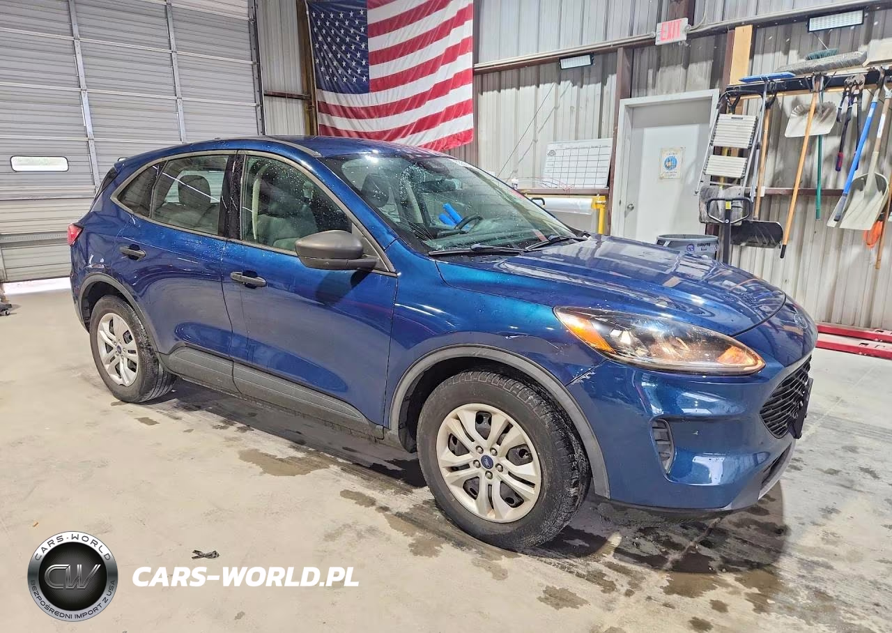 2020 Ford Escape S VIN:1FMCU0F66LUA55770 - 4