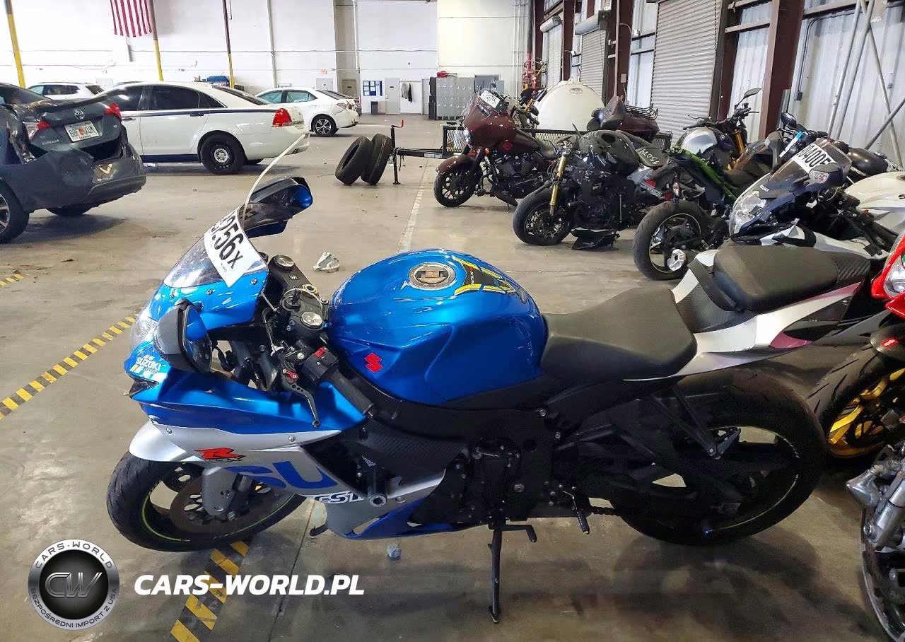 2021 Suzuki Gsx-R600 VIN:JS1GN7FA5M7100112 - 3