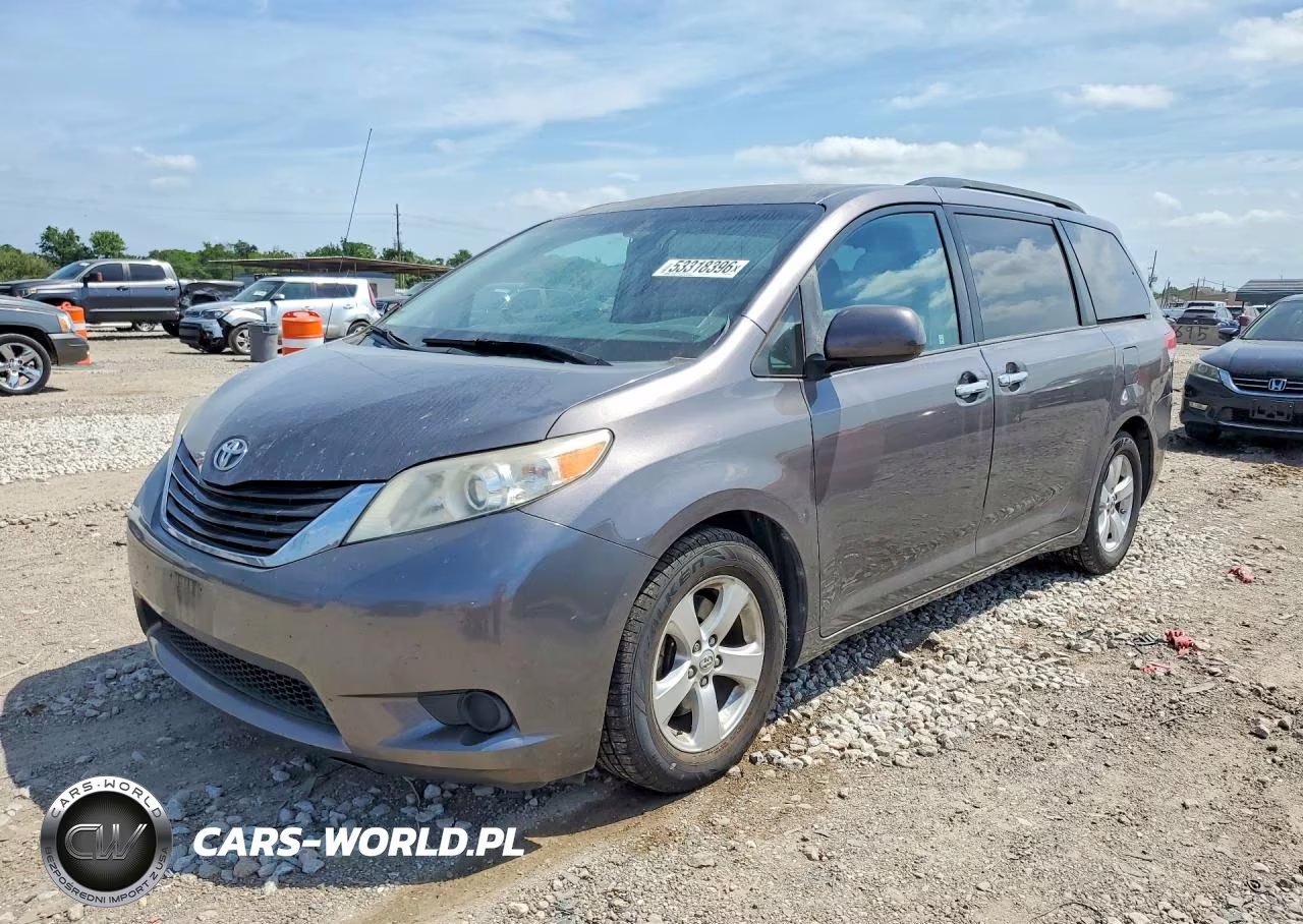 2014 Toyota Sienna Le