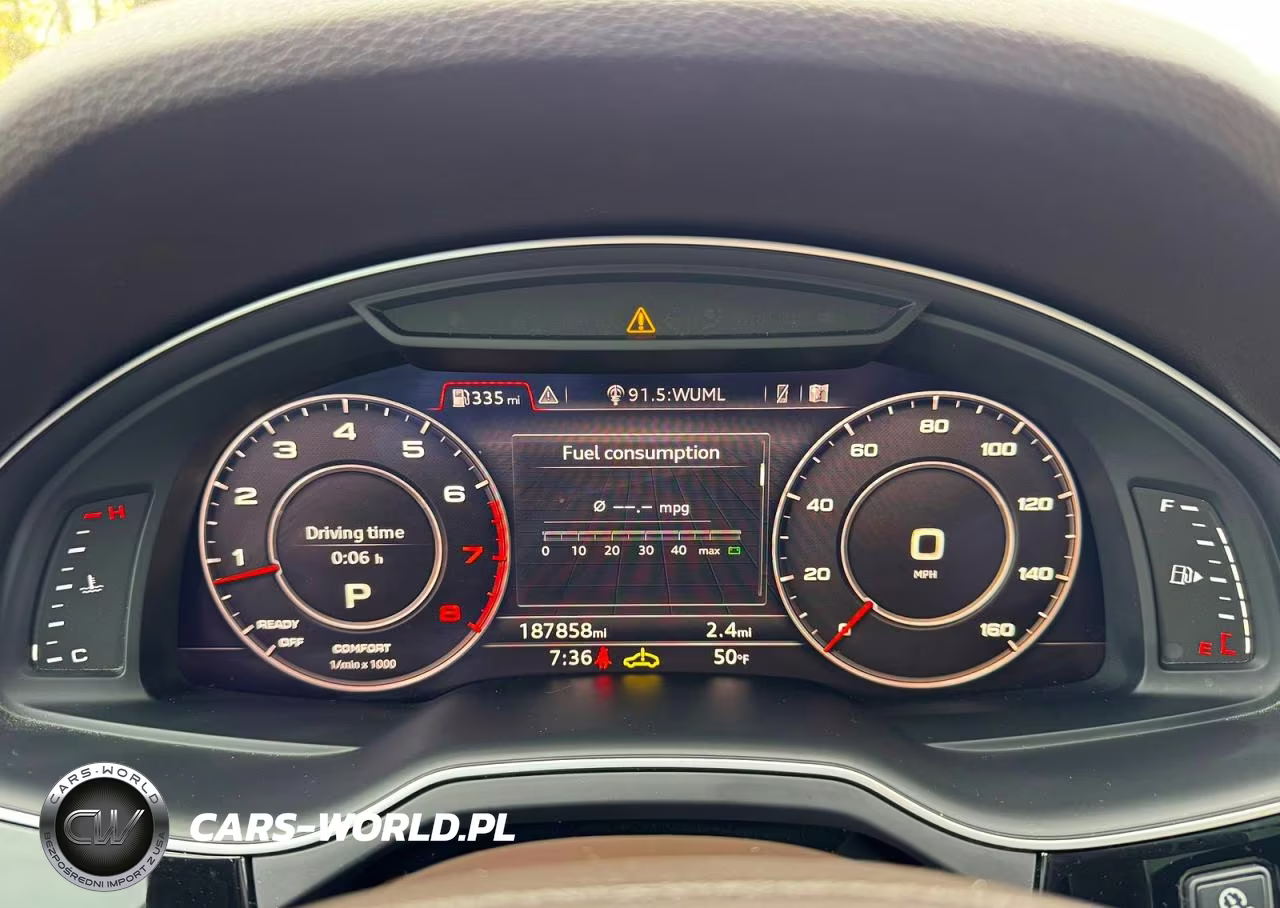 2017 Audi Q7 Premium Plus VIN:WA1LAAF7XHD031470 - 8
