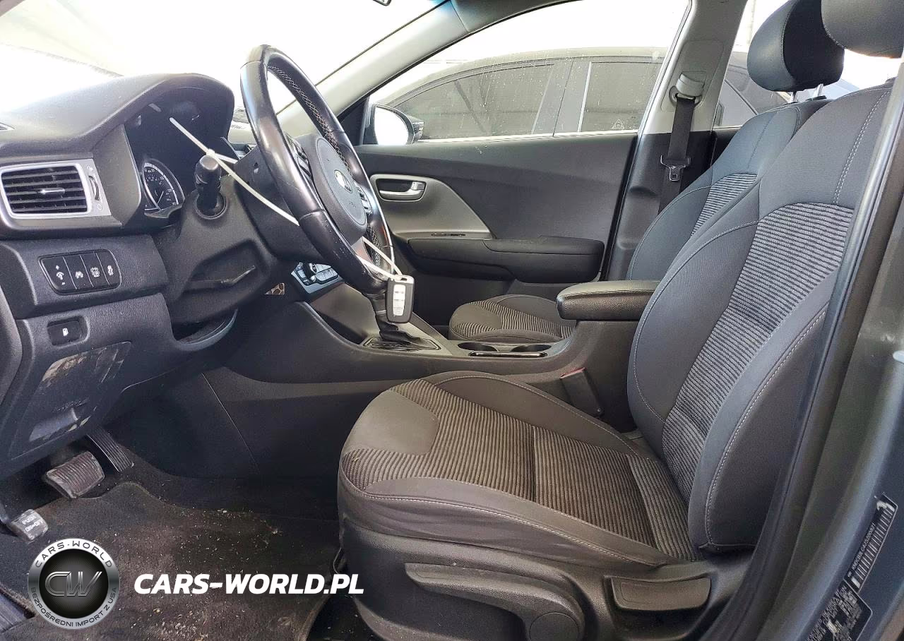 2018 Kia Niro Lx VIN:KNDCB3LC4J5200821 - 7