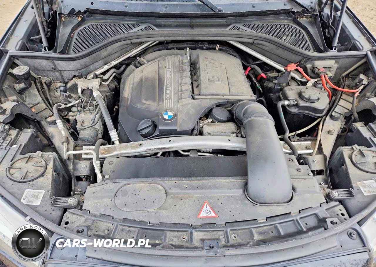 2014 BMW X5 xDrive35I VIN:5UXKR0C55E0H18352 - 12