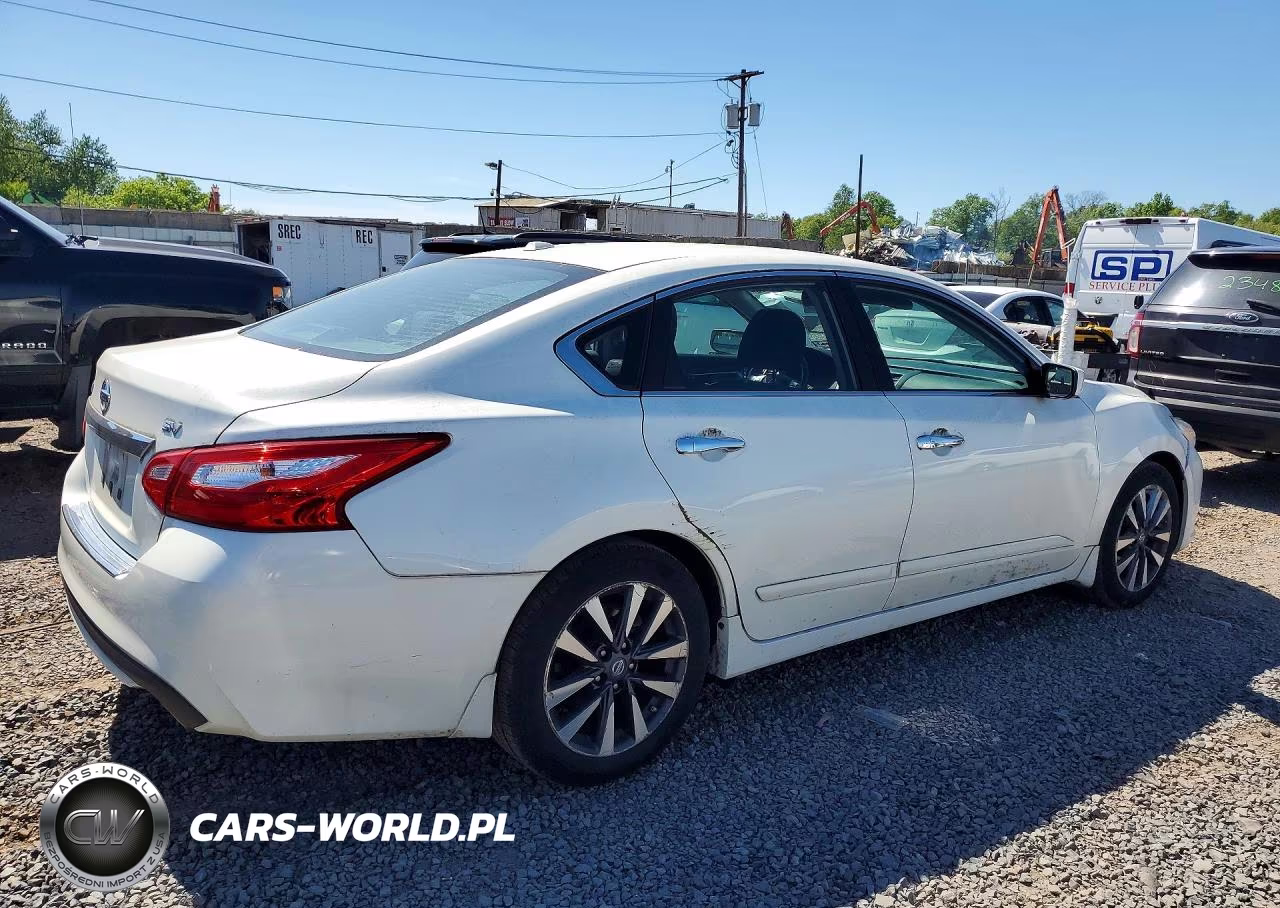 2017 Nissan Altima 2.5 VIN:1N4AL3AP7HC148316 - 3